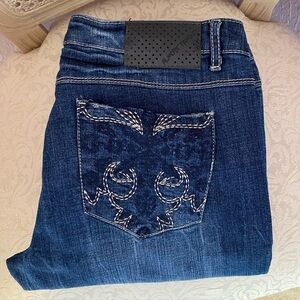 Almost Famous jeans 11